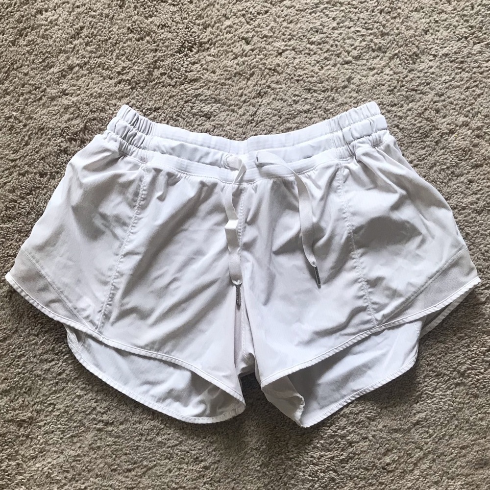 LULU LEMON SHORTS 🍋
